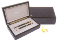 جعبه خودکار و خودنویس مشکی لاکی قطعات طلایی