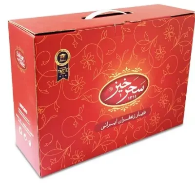 Cardboard box with handle